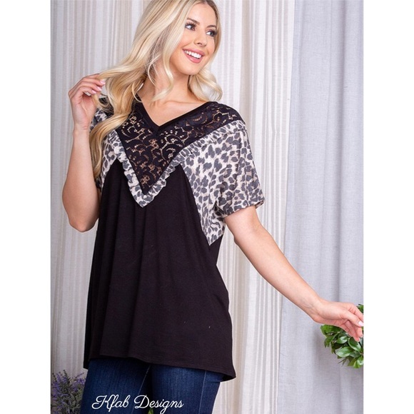 ❤️LAST 2! V Neck Animal Print Contrast Knit Top! - Picture 5 of 12